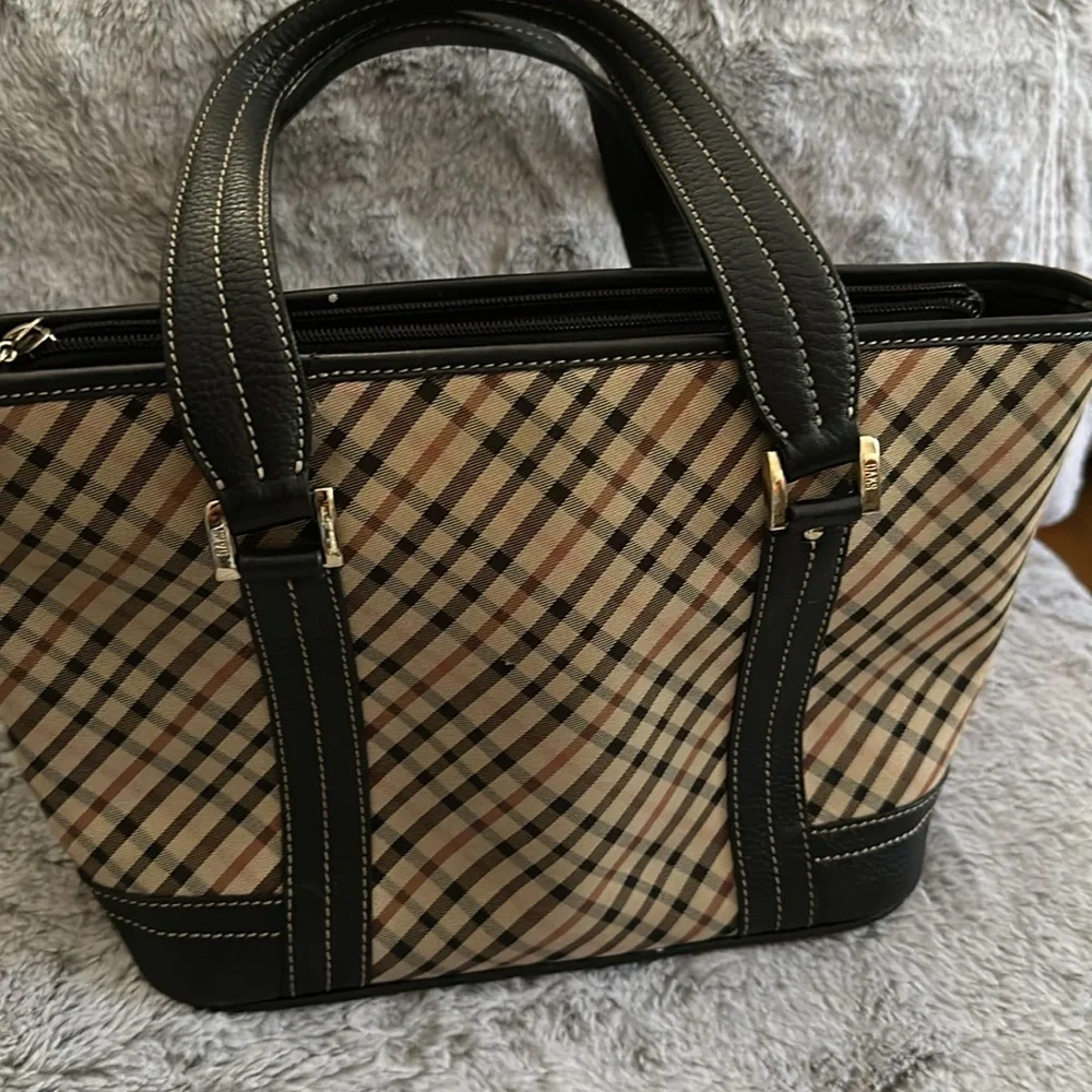 Preloved Handbag - Picture 2 of 7